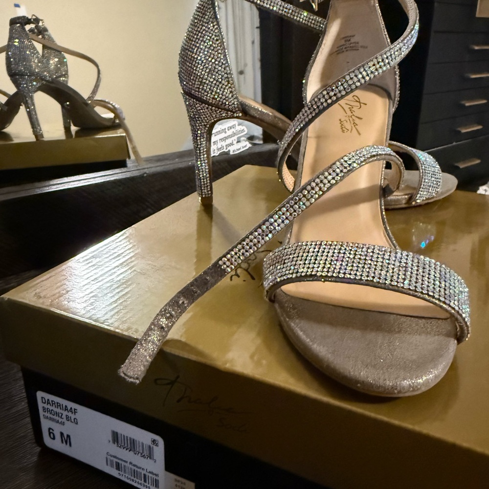 Elegant Rhinestone Strappy Heels - Silver